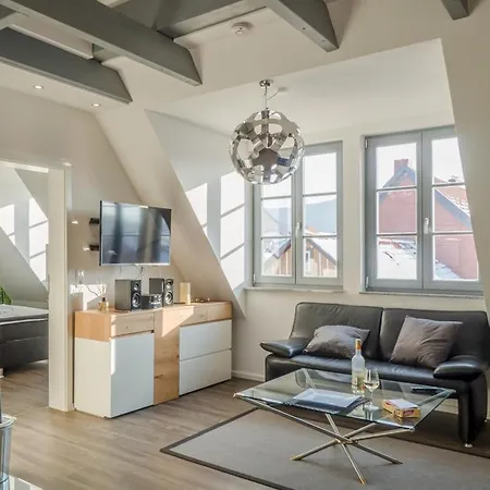 Luxuriös über Apartamento *